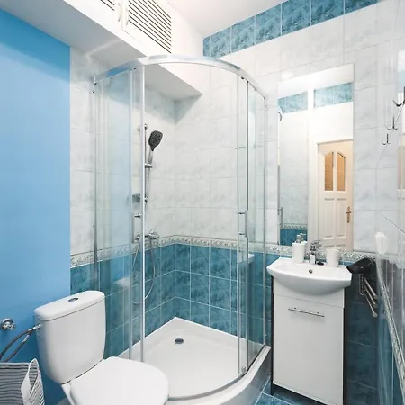 Abrahama 70 2 Pokojowy Dla 4 Osob W Centrum Gdyni * غدينيا